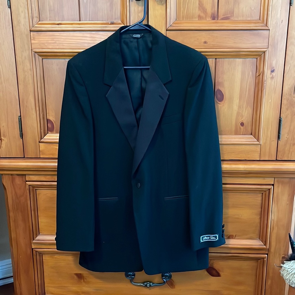 Tuxedo jacket